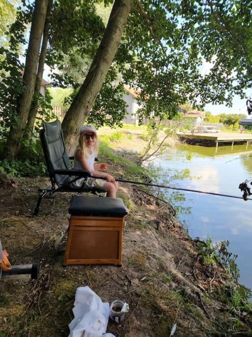*L'Ecrin De L'Etang* Depaysement Assure Vila Bourbourg Exterior foto